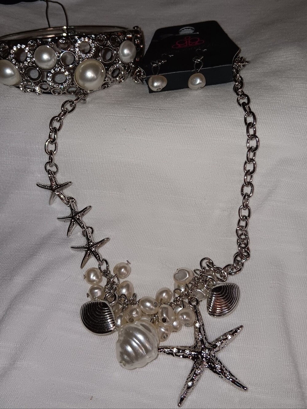 Beach Wedding?? 3 pc Pearl Jewelry Set